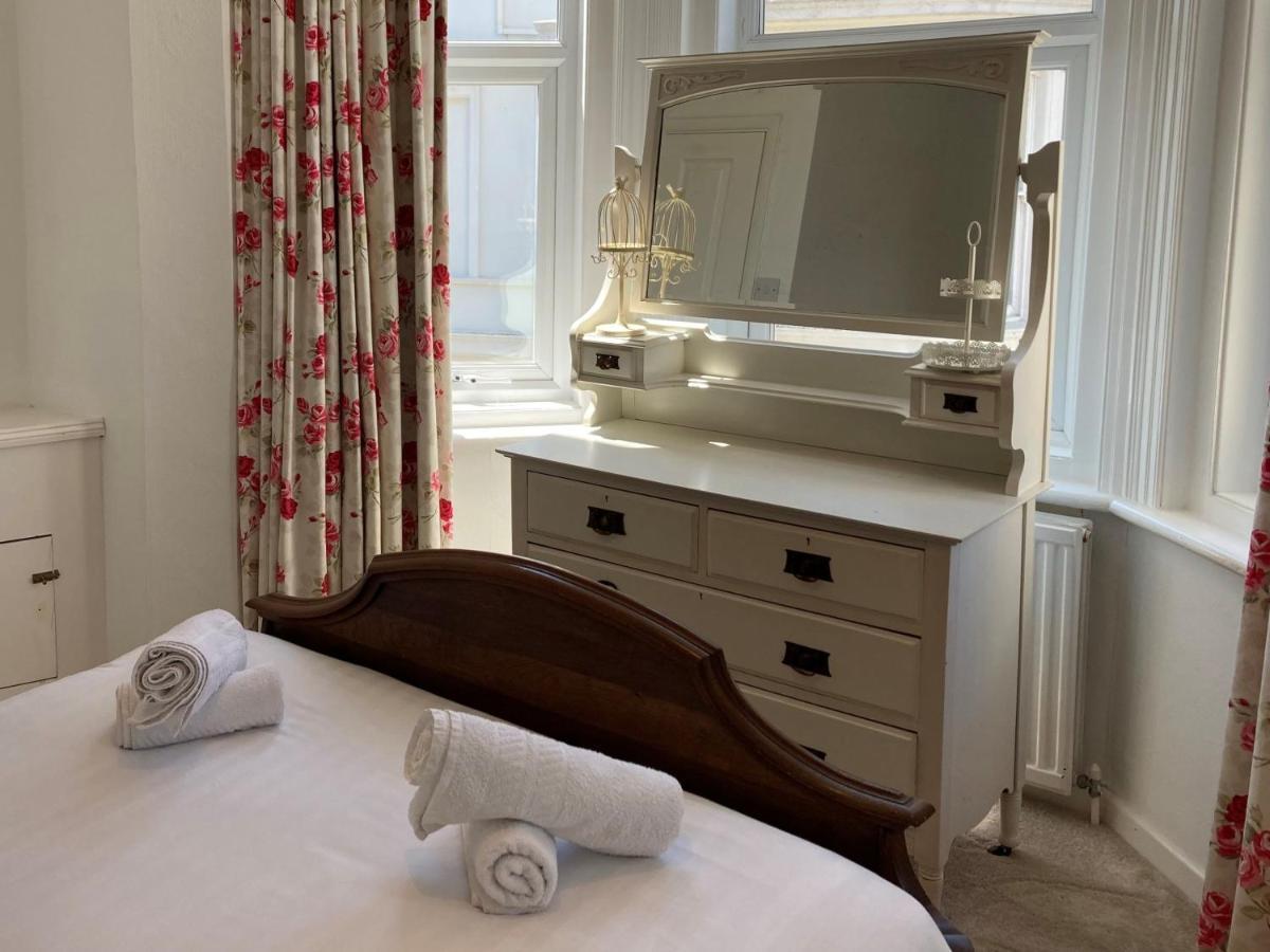 Flat 2, 1 Alexandra Gardens Apartment เวนท์เนอร์ ภายนอก รูปภาพ